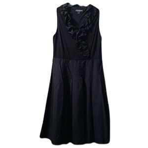 Jessica Howard Black Dress